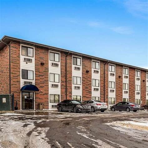 THE BEST Roselle Hotel Deals (Apr 2024) .